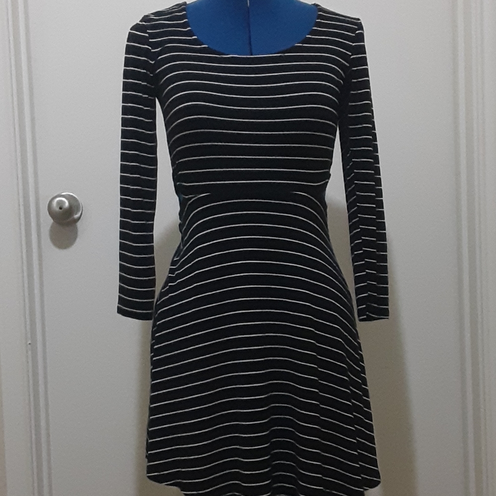 AE Stripped dress